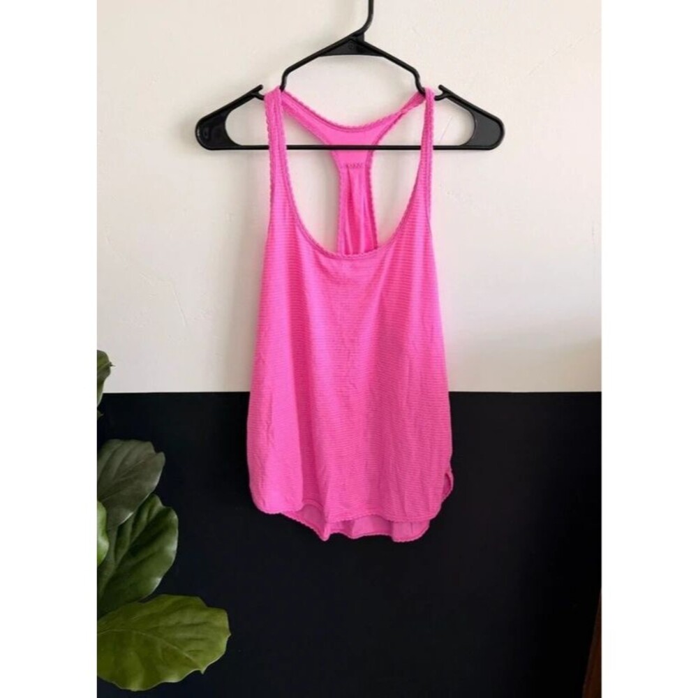 Lululemon Size 6 105 Singlet Pink Striped Racerback Running Tank Top